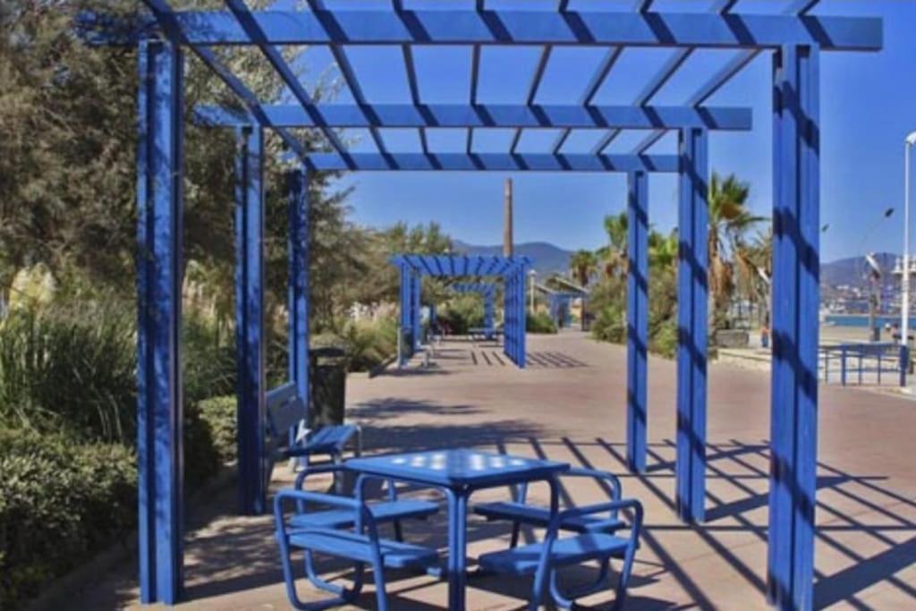 מאלגה Playa Huelin Beach מראה חיצוני תמונה